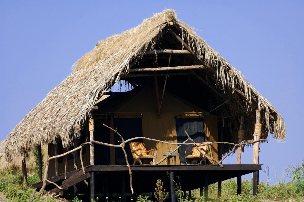 Crater Forest Tented Lodge Karatu Bagian luar foto